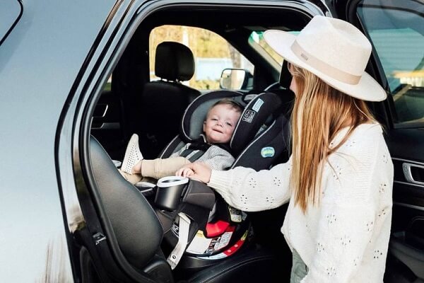 Top tips on buying the best child car seat